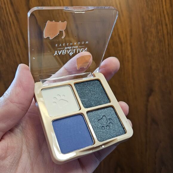 Yabaolian Truth Love Eyeshadow Palette #03 ~ Asian Beauty Cat Paw Eye Shadow - Picture 5 of 6